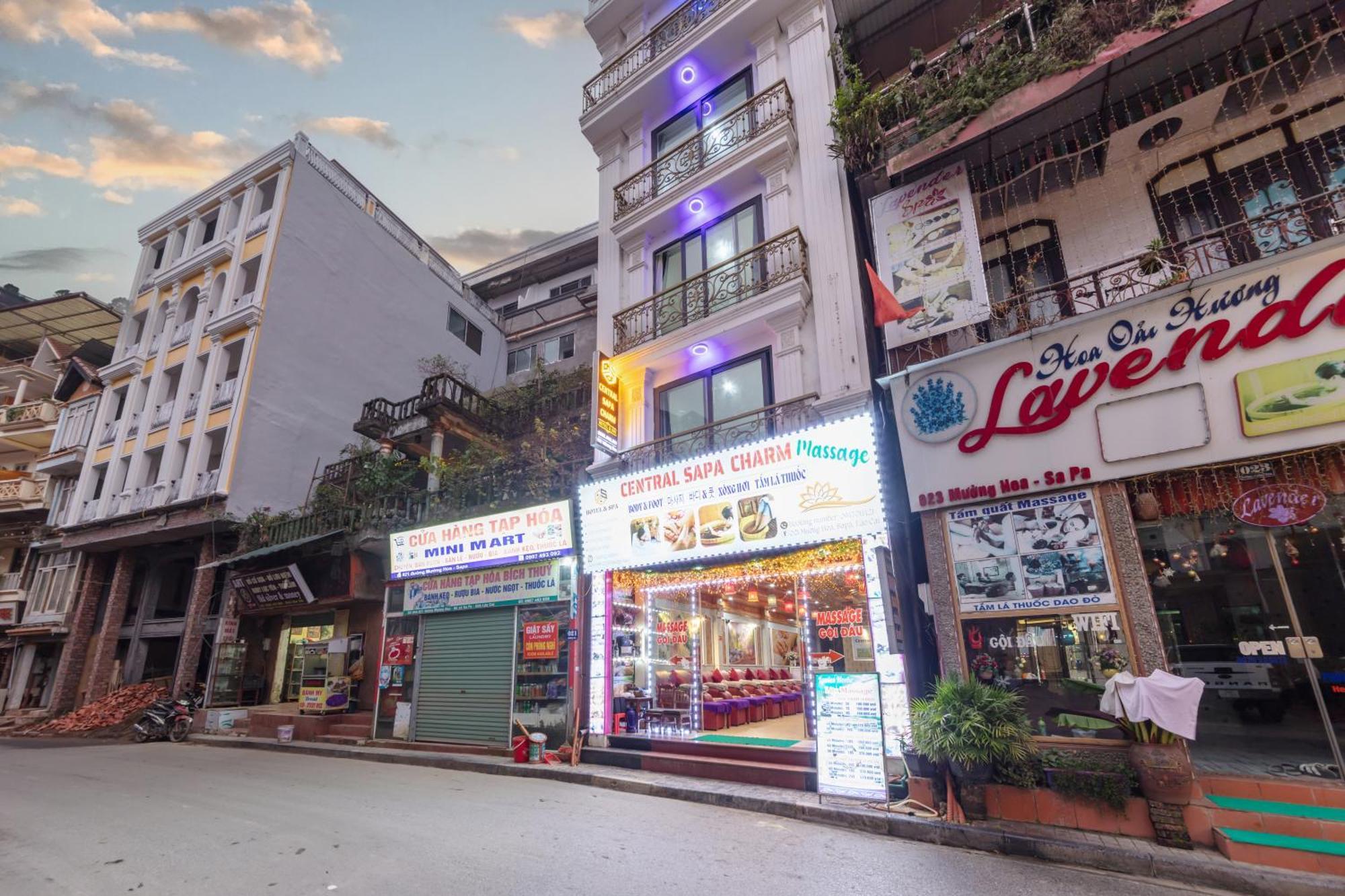 Central Sapa Charm Hotel Bagian luar foto